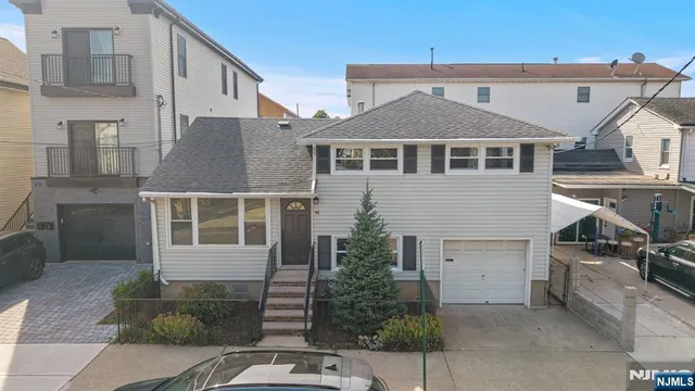 $579,900 | 46 Evergreen Street, Bayonne, NJ 07002