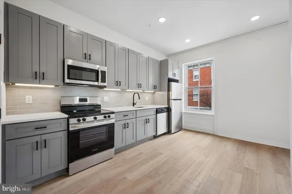 $1,795 | 627 North 16th Street, Unit 201, Philadelphia, PA 19130