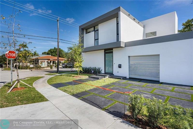 1904 Southwest 22nd Terrace Miami, FL 33145 - Photo 11 of 31 a view of a house with entertaining space