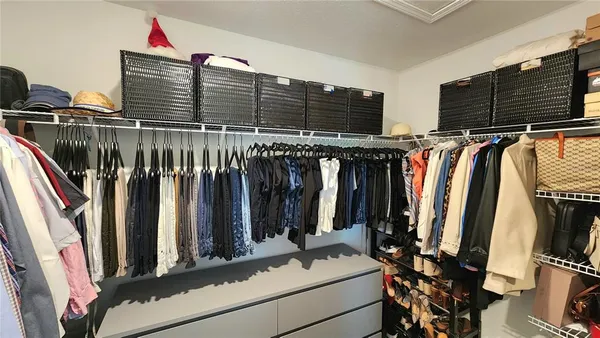 $1,950 | 9516 Pembrooke Pines Drive, Ruskin, FL 33573