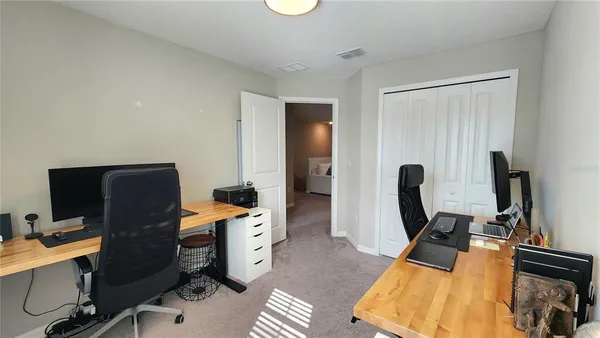 $1,950 | 9516 Pembrooke Pines Drive, Ruskin, FL 33573