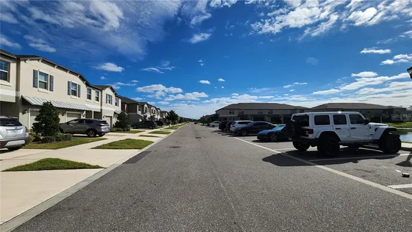 $1,950 | 9516 Pembrooke Pines Drive, Ruskin, FL 33573