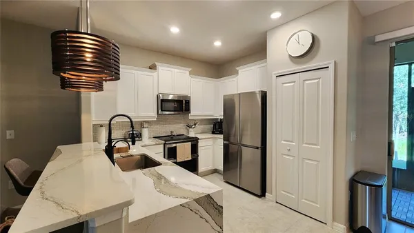 $1,950 | 9516 Pembrooke Pines Drive, Ruskin, FL 33573