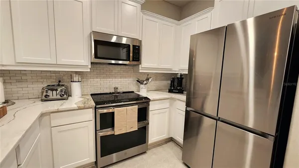 $1,950 | 9516 Pembrooke Pines Drive, Ruskin, FL 33573