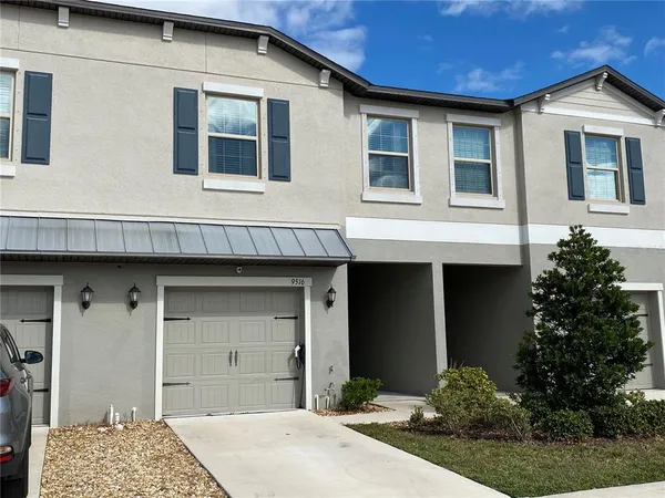 $1,950 | 9516 Pembrooke Pines Drive, Ruskin, FL 33573
