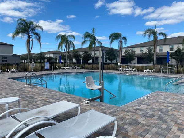 $1,950 | 9516 Pembrooke Pines Drive, Ruskin, FL 33573
