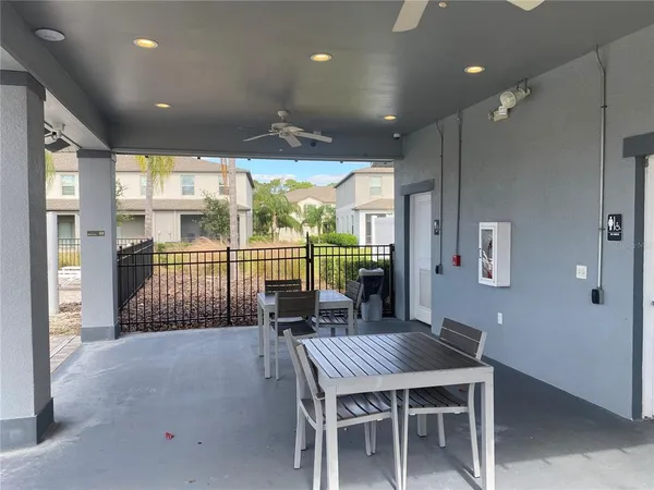 $1,950 | 9516 Pembrooke Pines Drive, Ruskin, FL 33573