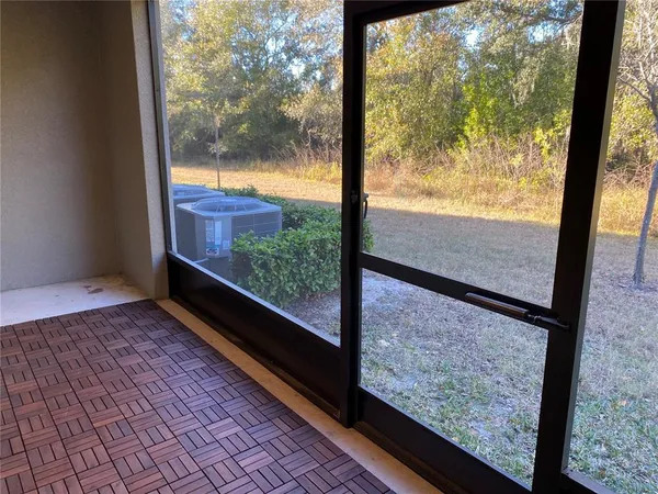 $1,950 | 9516 Pembrooke Pines Drive, Ruskin, FL 33573
