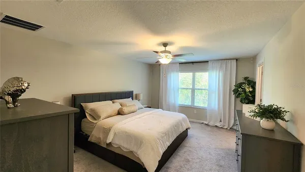 $1,950 | 9516 Pembrooke Pines Drive, Ruskin, FL 33573