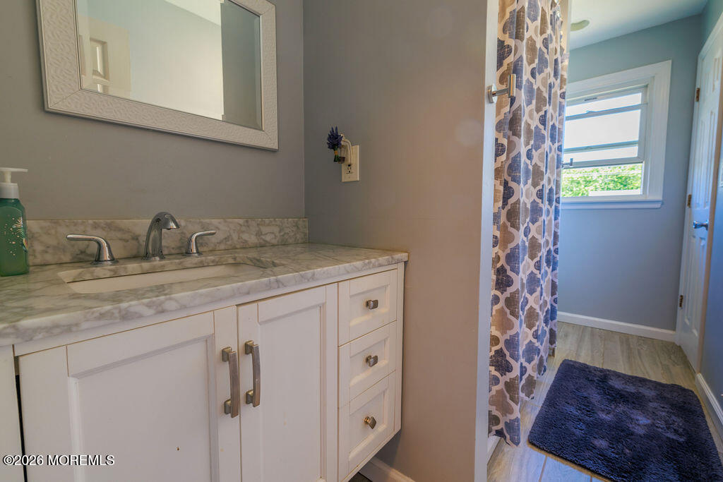 17 Hampton Road Howell, NJ 07731 - Photo 18 of 30 817A6808-HDR