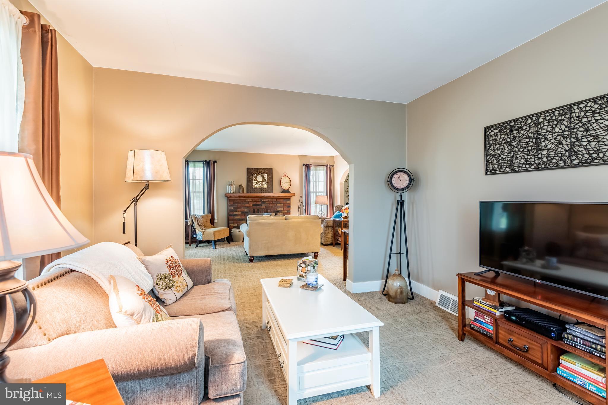 238 York Road Carlisle, PA 17013 - Photo 10 of 29 Family Room