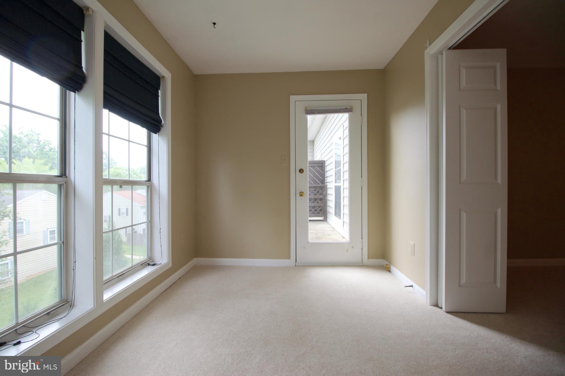 10118 Oakton Terrace Road, Unit 10118 Oakton, VA 22124 - Photo 16 of 27