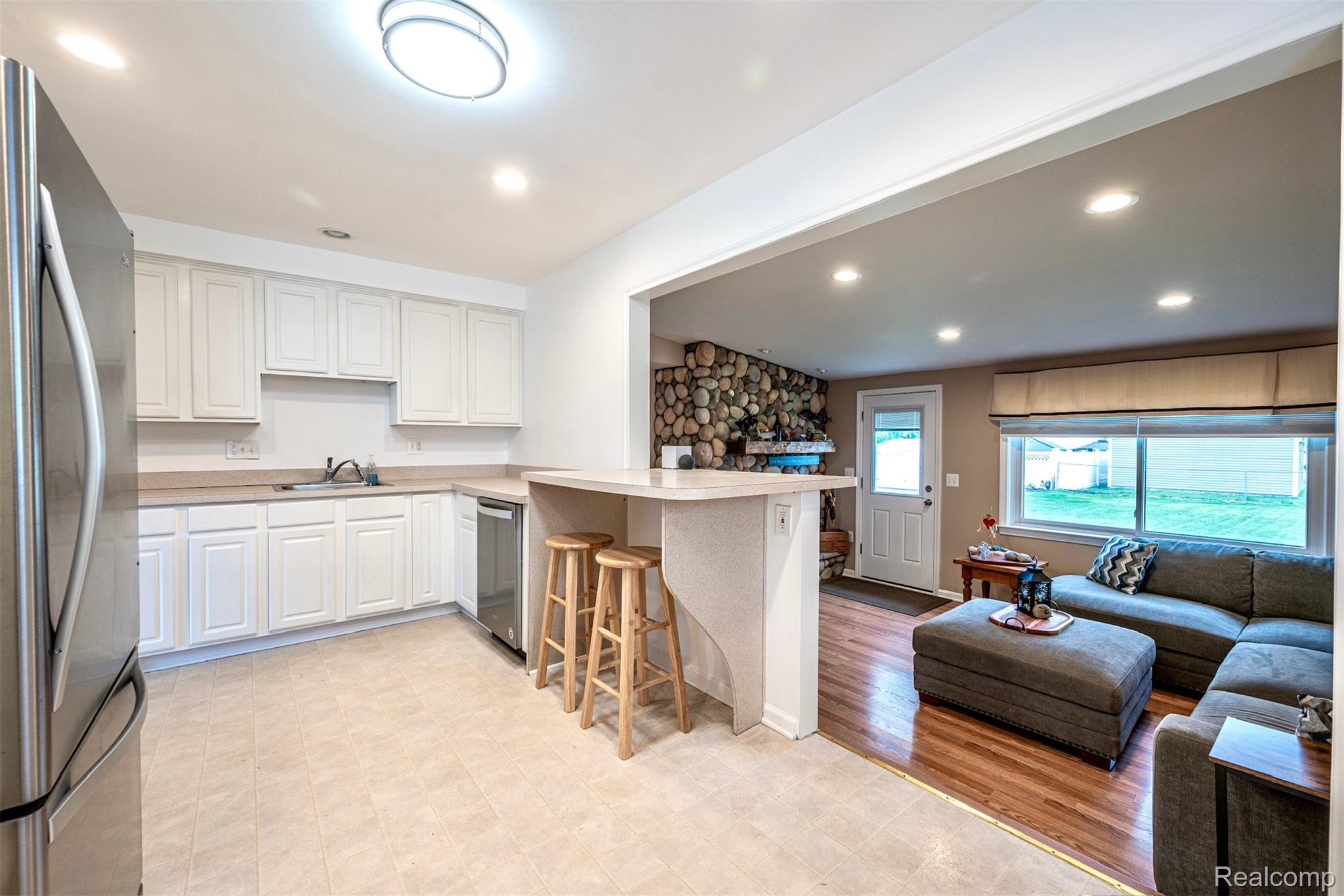3317 Normandy Road Royal Oak, MI 48073 - Photo 2 of 14 Kitchen view to Family Room