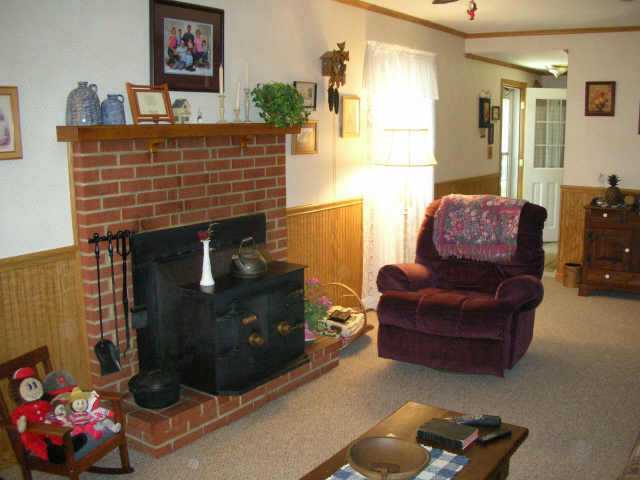 1158 Sharon Valley Road Newark, OH 43055 - Photo 4 of 10