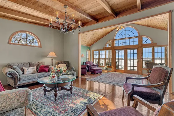 $799,000 | 13630 2nd Street Northeast, Spicer, MN 56288