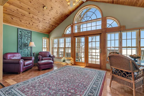 $799,000 | 13630 2nd Street Northeast, Spicer, MN 56288