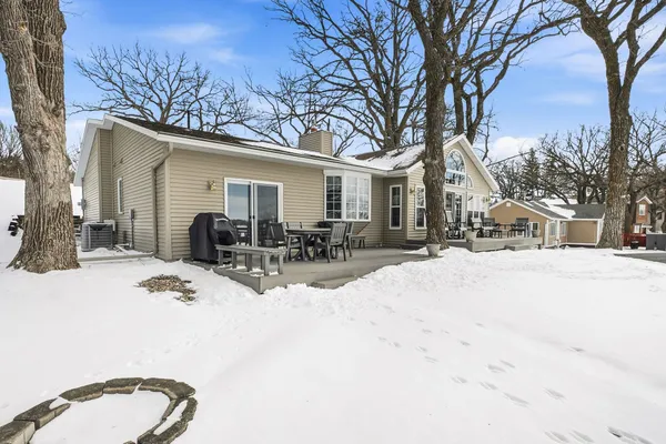 $799,000 | 13630 2nd Street Northeast, Spicer, MN 56288