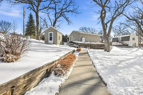 $799,000 | 13630 2nd Street Northeast, Spicer, MN 56288
