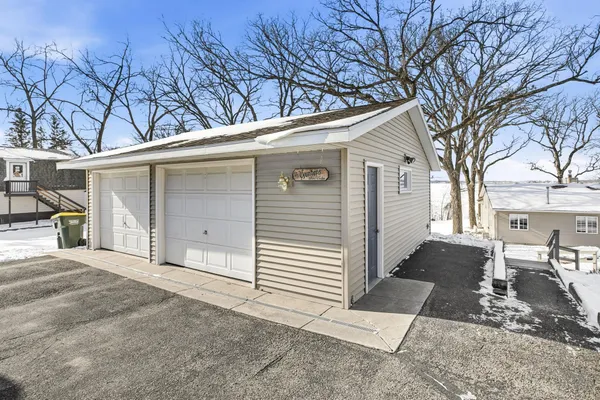 $799,000 | 13630 2nd Street Northeast, Spicer, MN 56288