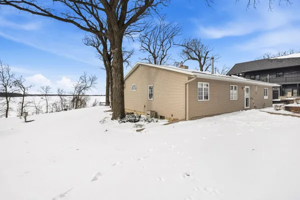 $799,000 | 13630 2nd Street Northeast, Spicer, MN 56288