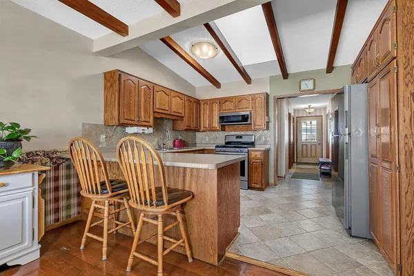 $799,000 | 13630 2nd Street Northeast, Spicer, MN 56288