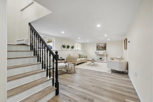 $639,900 | 17 York Avenue, Westford, MA 01886