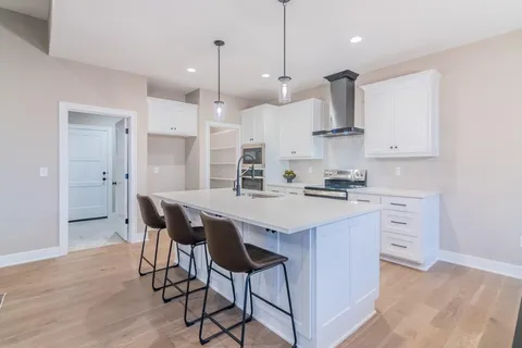 $470,000 | 16729 Pinehurst Drive, Basehor, KS 66007