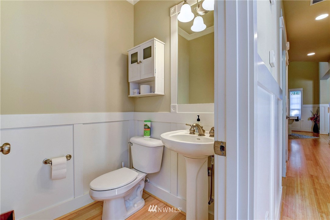 4107 163rd Place Southeast Bothell, WA 98012 - Photo 13 of 27 Gallery Image 13