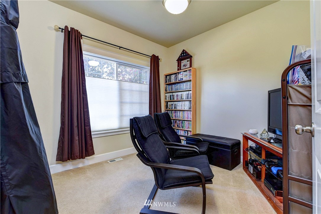 4107 163rd Place Southeast Bothell, WA 98012 - Photo 14 of 27 Gallery Image 14
