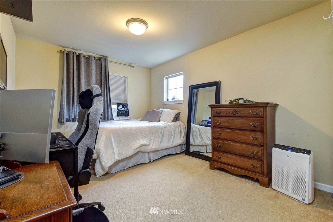 4107 163rd Place Southeast Bothell, WA 98012 - Photo 22 of 27 Gallery Image 22