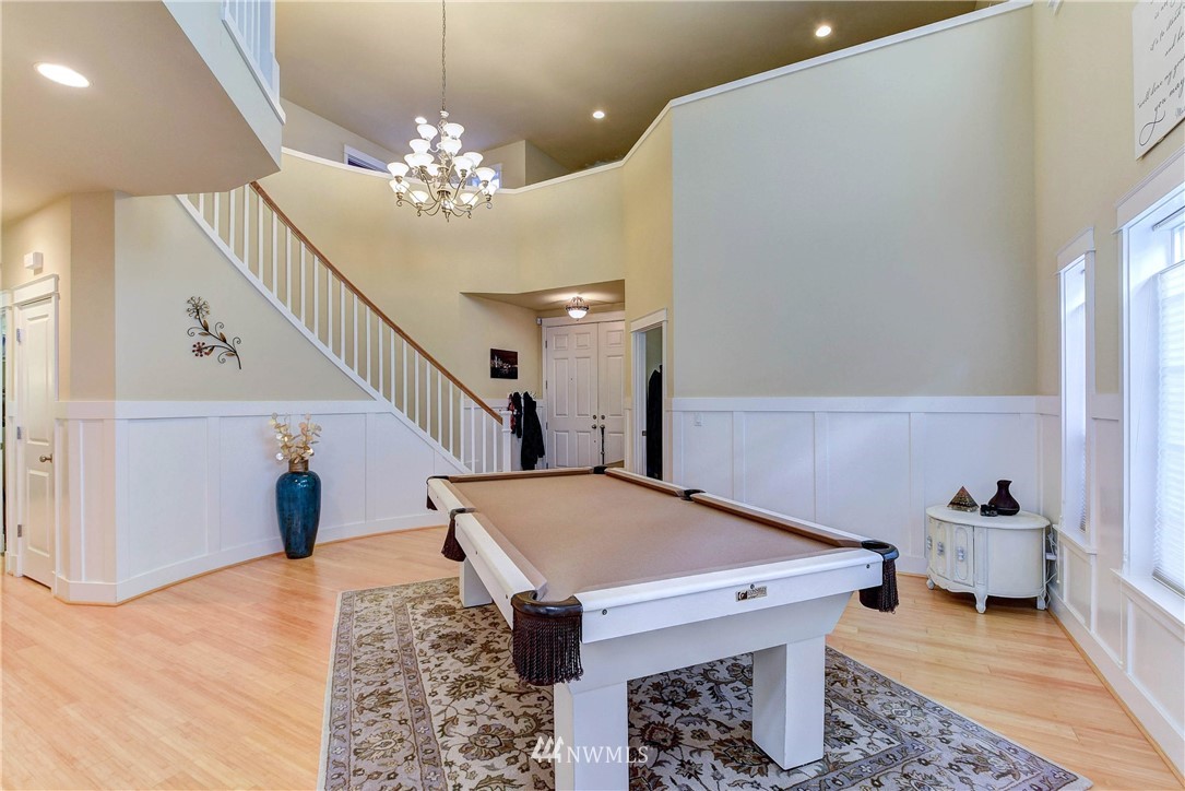 4107 163rd Place Southeast Bothell, WA 98012 - Photo 5 of 27 Gallery Image 5