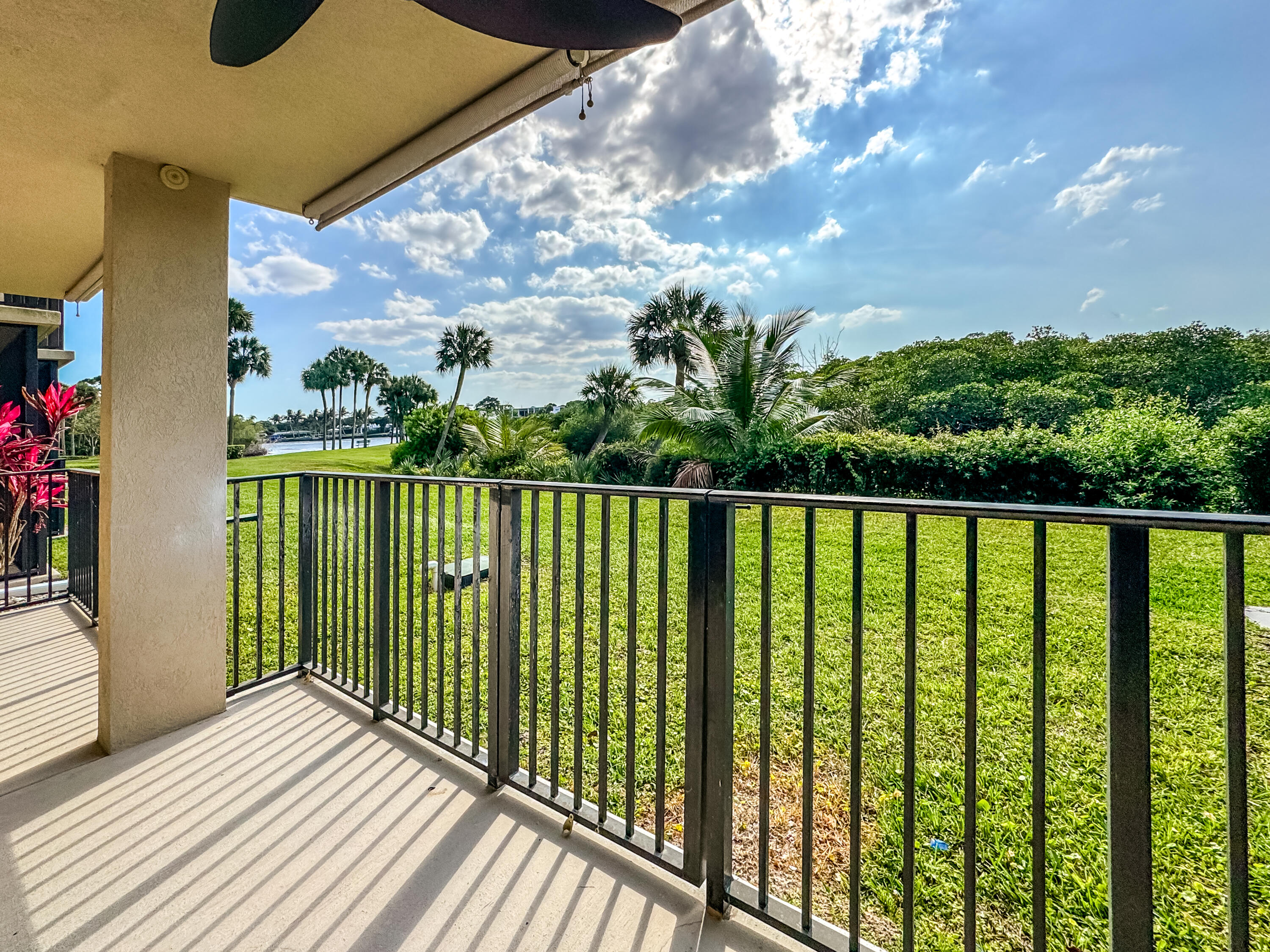 1701 Marina Isle Way, Unit 103 Jupiter, FL 33477 - Photo 12 of 46 MarinaIsleProperty4-8