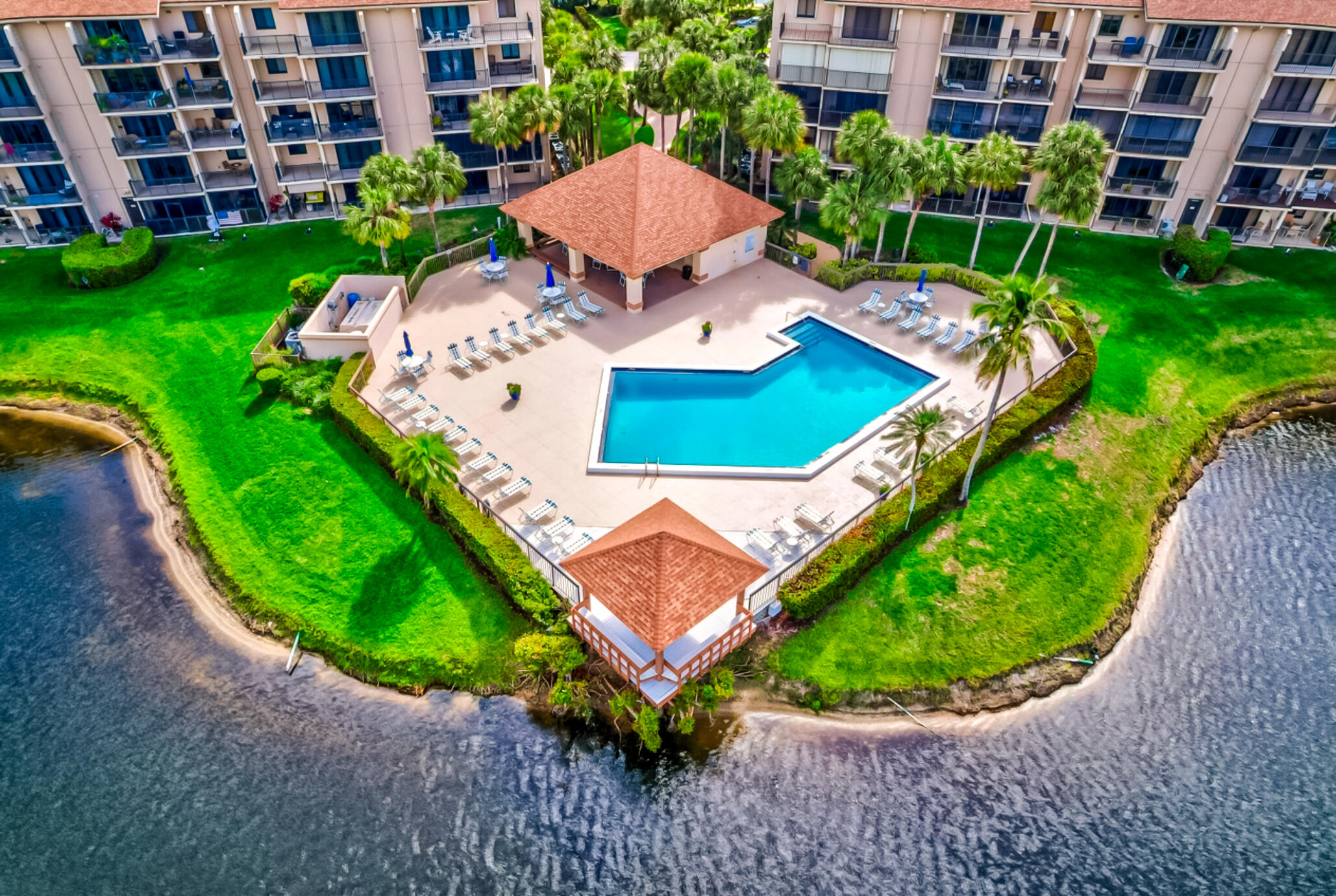 1701 Marina Isle Way, Unit 103 Jupiter, FL 33477 - Photo 8 of 46 MarinaIsleProperty1-9