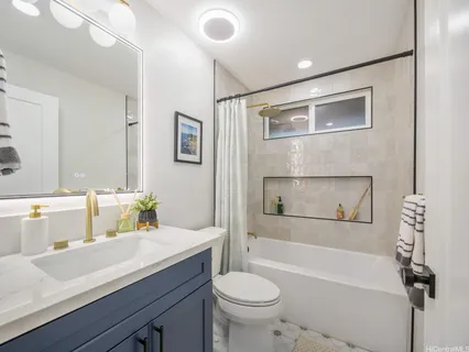 $1,790,000 | 633 Kaha Street, Kailua, HI 96734