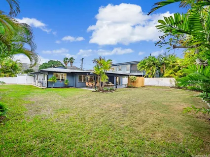 $1,790,000 | 633 Kaha Street, Kailua, HI 96734