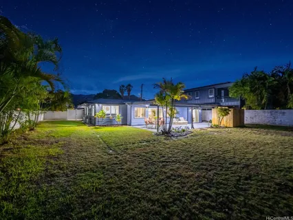 $1,790,000 | 633 Kaha Street, Kailua, HI 96734