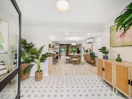 $1,790,000 | 633 Kaha Street, Kailua, HI 96734