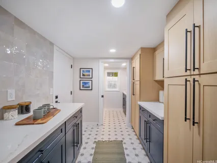 $1,790,000 | 633 Kaha Street, Kailua, HI 96734