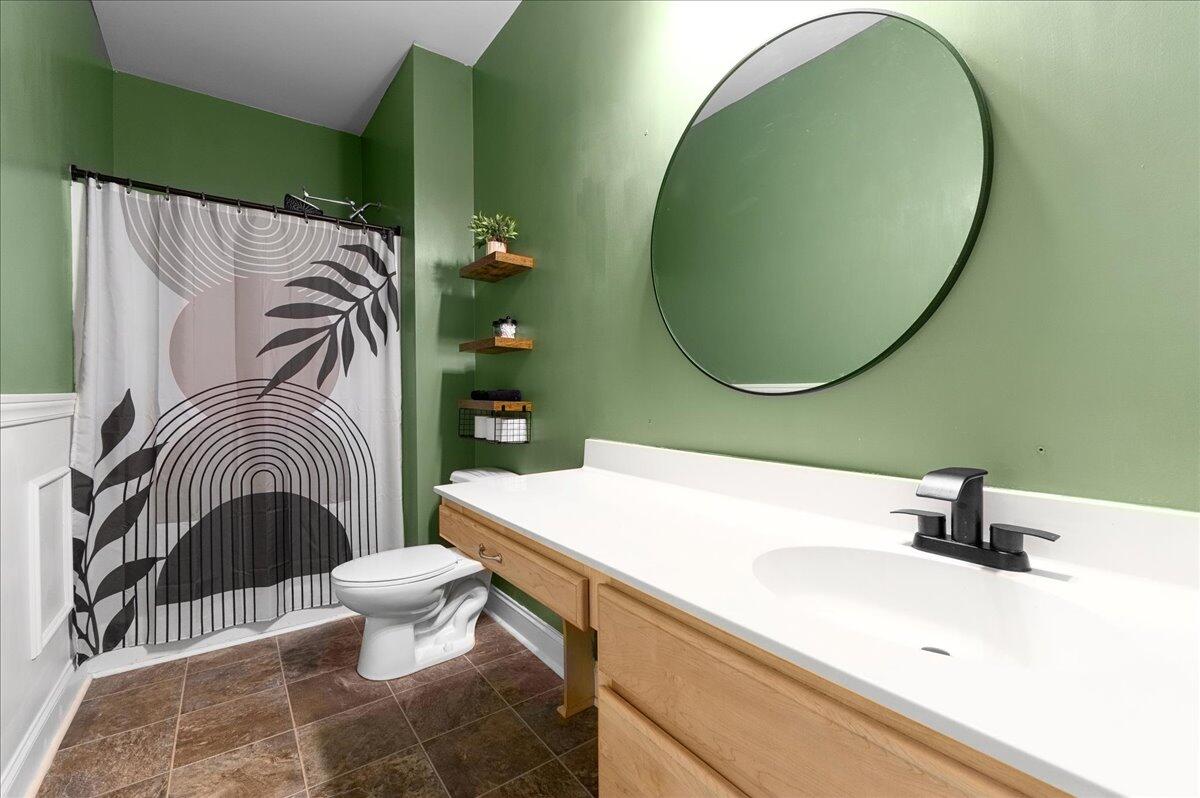 124 Lodestone Court Moncks Corner, SC 29461 - Photo 20 of 29 Main Bathroom