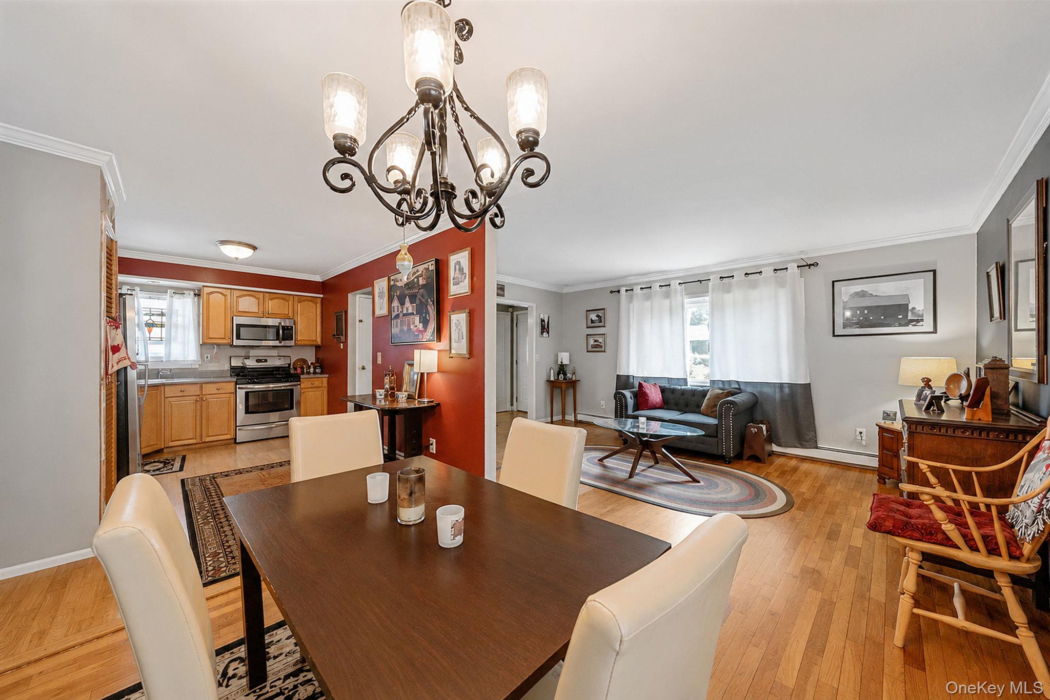 390 Blue Point Road Farmingville, NY 11738 - Photo 7 of 29