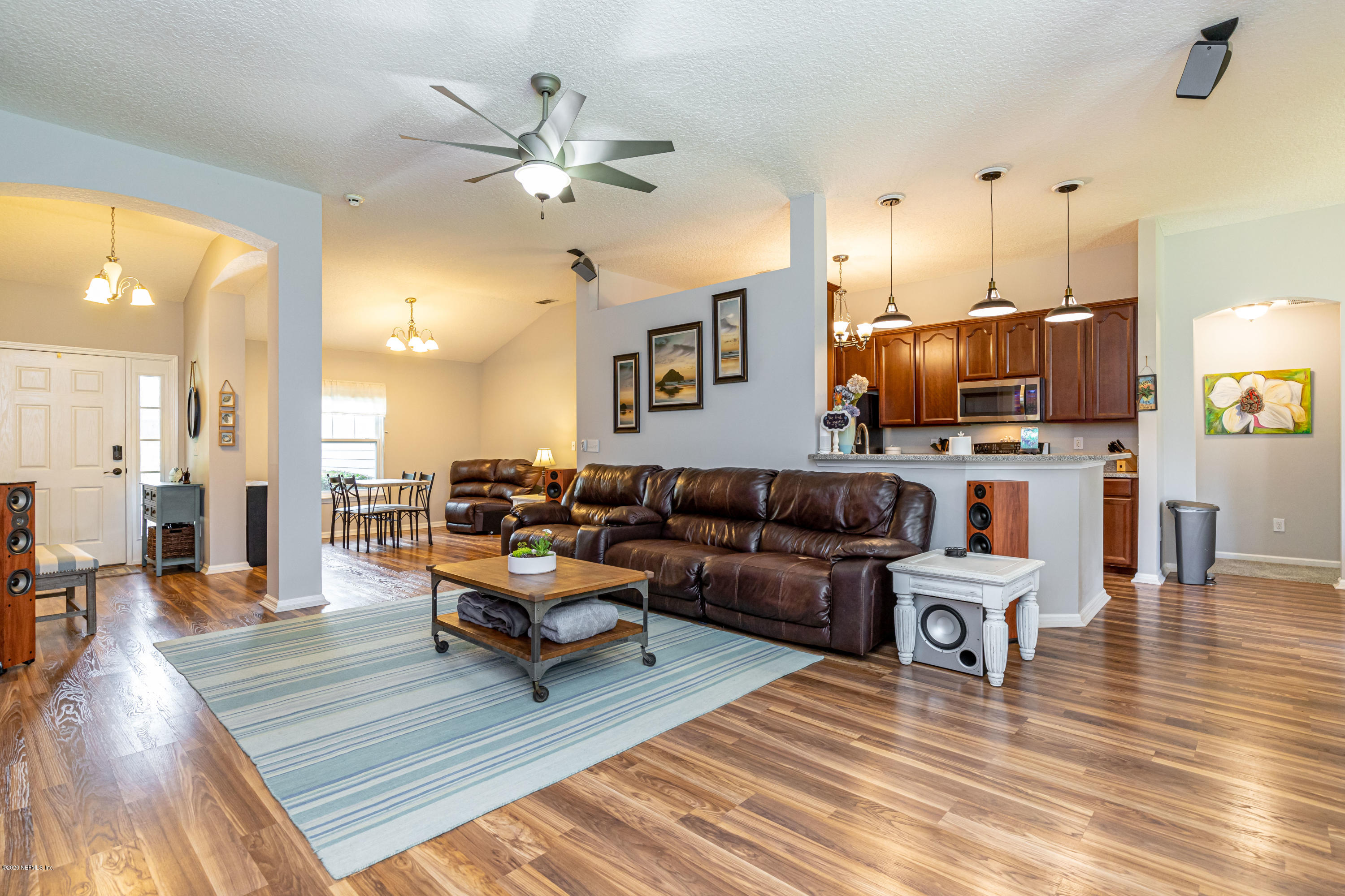 951 Silver Spring Court St. Augustine, FL 32092 - Photo 14 of 40 a living room with furniture and a wooden floor