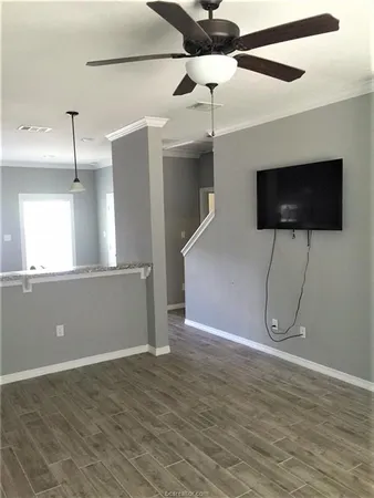 $2,300 | 301 Southwest Parkway, Unit 335, College Station, TX 77840