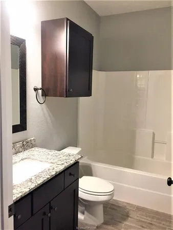 $2,300 | 301 Southwest Parkway, Unit 335, College Station, TX 77840