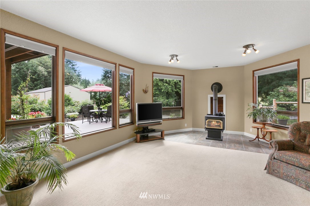 19028 51st Avenue Southeast Bothell, WA 98012 - Photo 9 of 21 Gallery Image 9