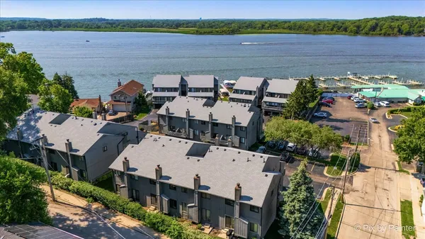 $225,000 | 191 Howard Court, Unit 3, Fox Lake, IL 60020