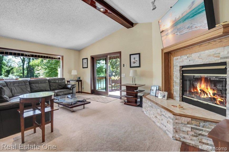 2360 Ford Road White Lake, MI 48383 - Photo 23 of 54