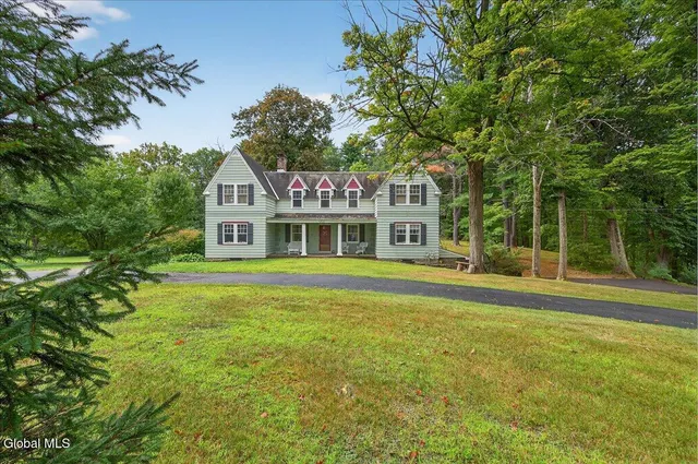 $700,000 | 2626 Troy-Schenectady Road, Niskayuna, NY 12309