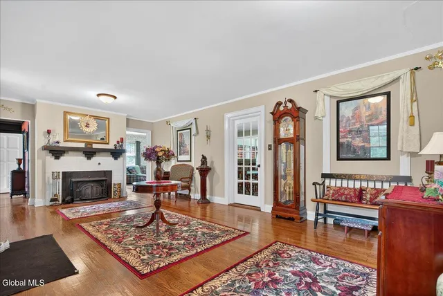 $700,000 | 2626 Troy-Schenectady Road, Niskayuna, NY 12309