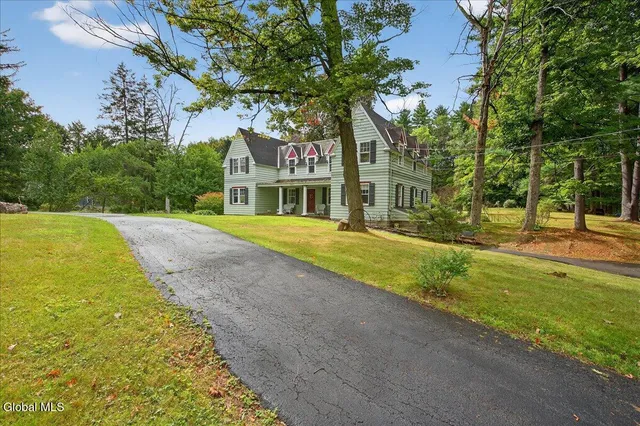 $700,000 | 2626 Troy-Schenectady Road, Niskayuna, NY 12309