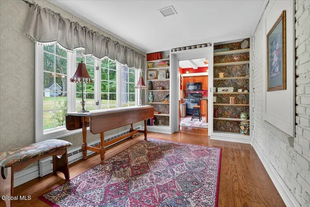 $700,000 | 2626 Troy-Schenectady Road, Niskayuna, NY 12309